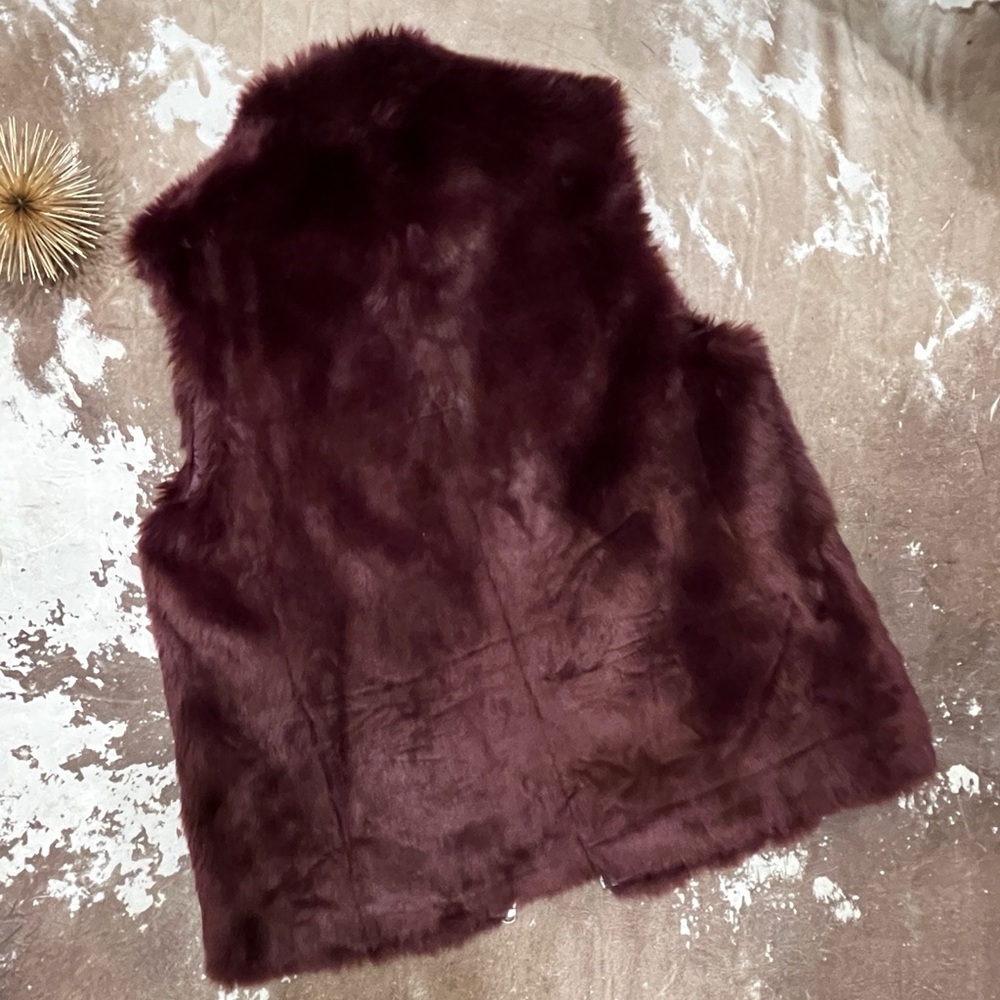 J Crew Women’s Faux Fur Best Burgundy Size Small - Picture 6 of 8